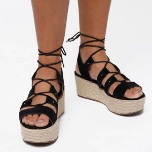 Steve Madden Brayla Black Lace up Platform Shoes
